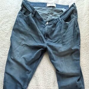 Hollister Light Blue High-Rise Straight Jeans